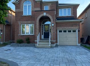 86 Beare Trl, Newmarket, ON L3X 3B3