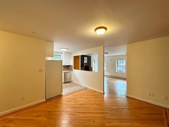 32 Greene Avenue 1 image 3 of 17