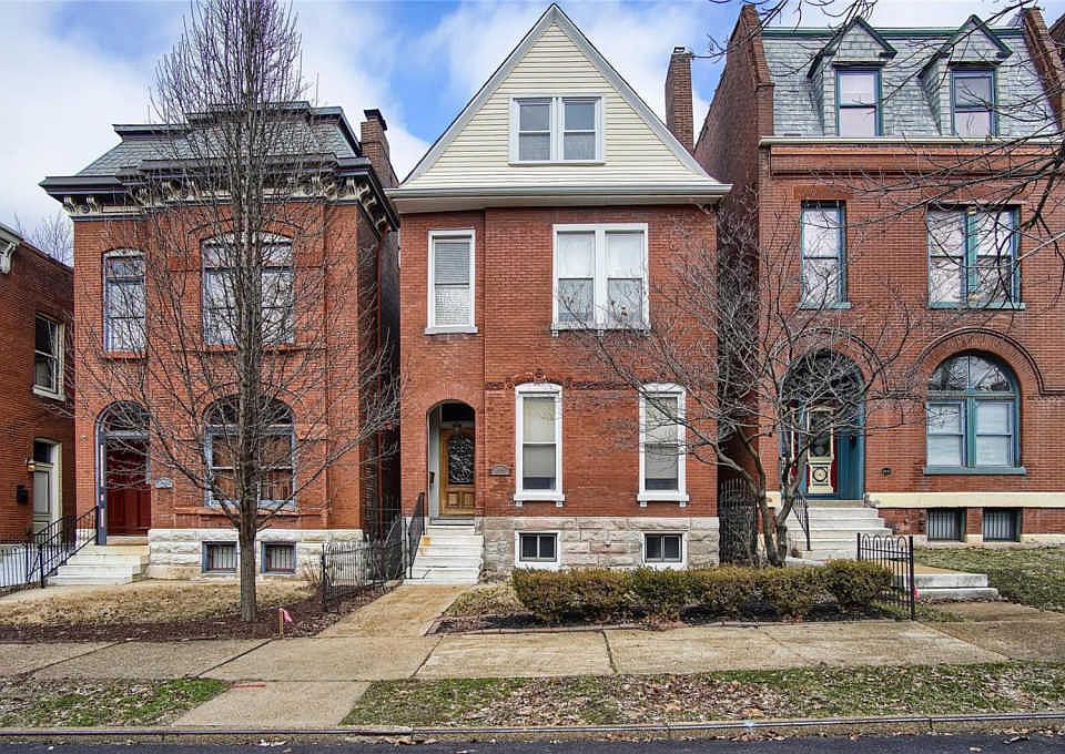 1st image of 2643 Russell Blvd