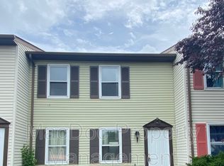 10203 Green Willow Ave, Fredericksburg, VA