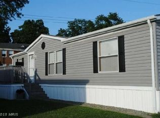 27 Cool Breeze Dr, Baltimore, MD 21220
