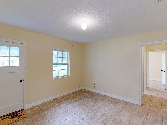 4th image of 5135 Banshee Ave