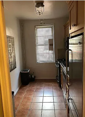 Rented by SP Capital Group LLC | media 12