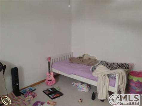 Bedroom.JPG