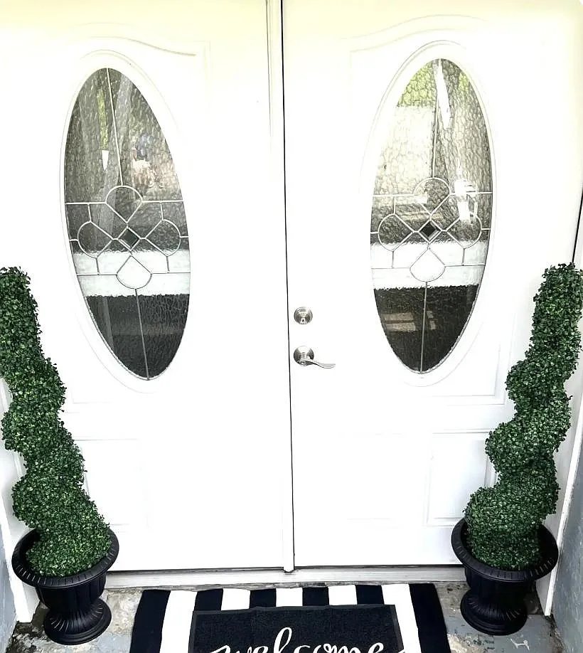 4 bed, 2000 sqft, $4,600 — Photo 1