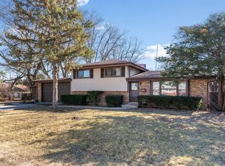 6429 W 114th St, Worth, IL 60482