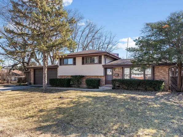 6429 W 114th St, Worth, IL 60482