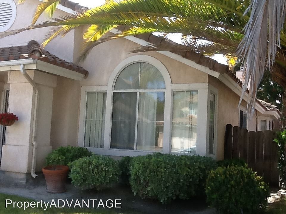 2nd image of 782 Mosaic Cir