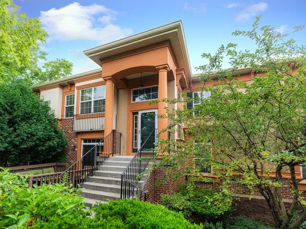 345 Montabello, Bloomingdale, IL 60108