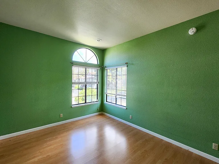 5012 Crandallwood Dr — Photo 8