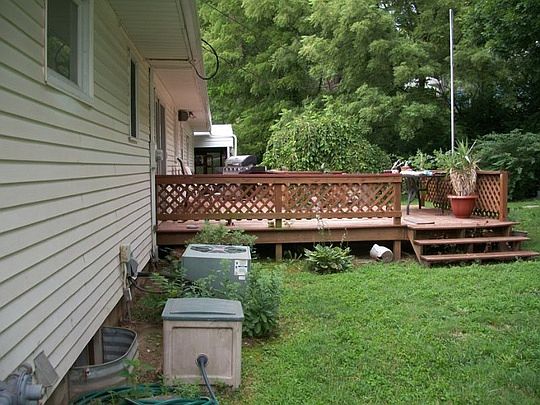 2nd image of 1301 Argyle St