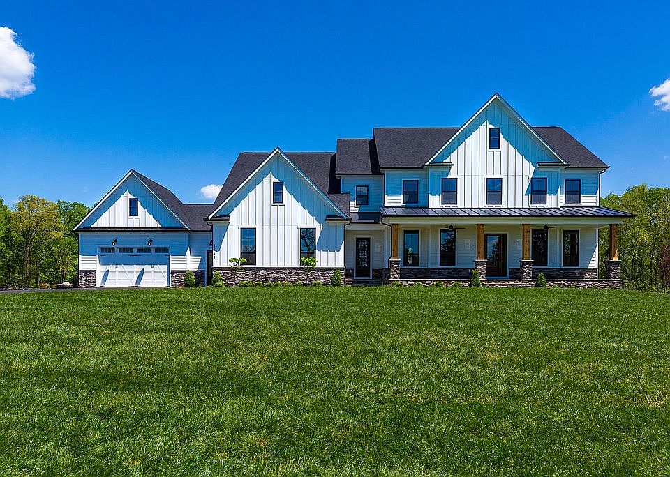 1st image of 26042 Grassland Grove Dr