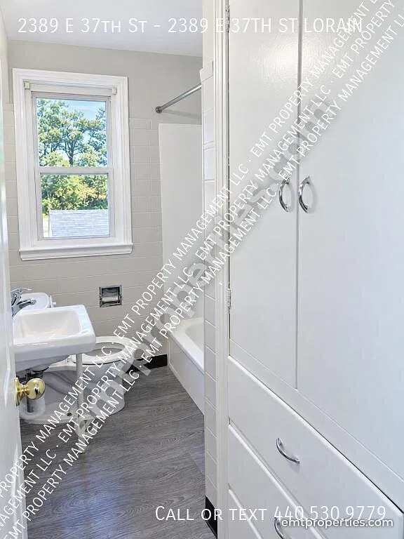 2387-2389 E 37th St Lorain Oh 44055, 2389 E 37th St Lorain — Photo 4
