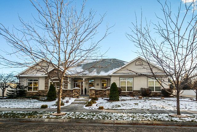 1st image of 215 Whisper Cove Pl