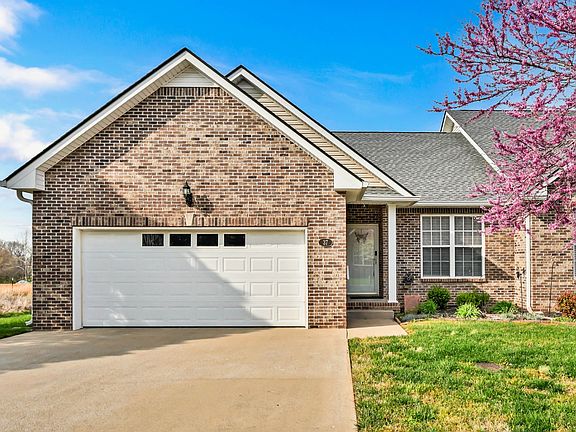 3rd image of 37 Townsend Way #37