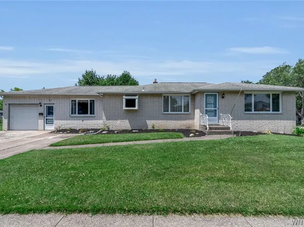 8 Lois Dr, Cheektowaga, NY 14227