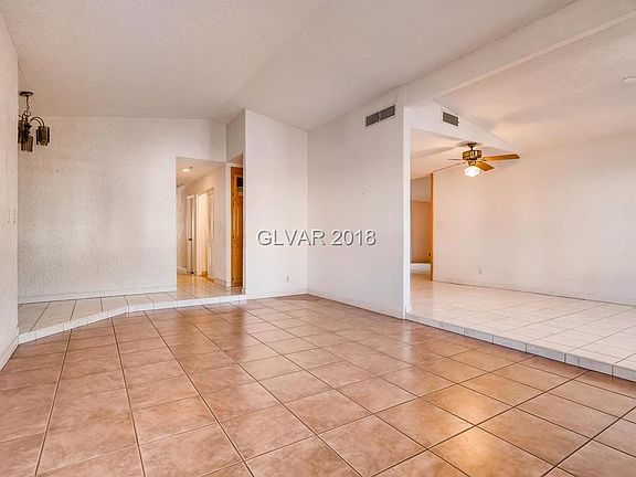 5th image of 4660 White Rock Dr