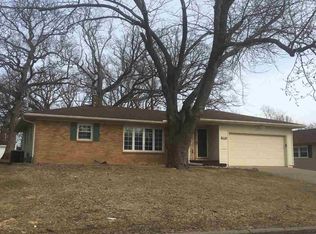 3317 37th St, Rock Island, IL 61201