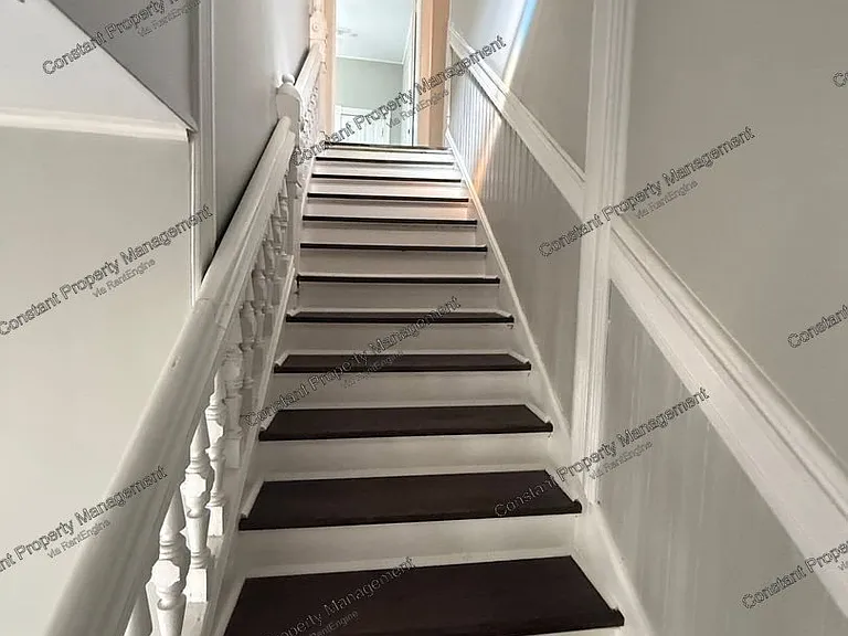 885 College St #883 — Photo 3