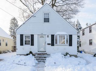 524 Stratford Rd, Hempstead, NY 11570