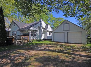 120 Oak St, Freeport, MI 49325