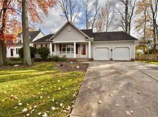 38486 N Bay Dr, Willoughby, OH 44094