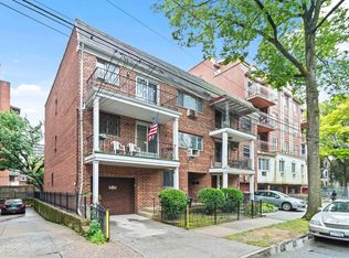 14346 37th Ave, Flushing, NY 11354