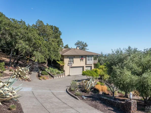 702 Montebello Drive, Santa Rosa, CA 95403