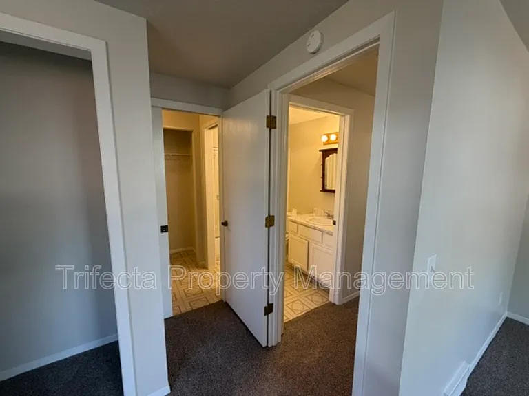 3313 Dunbar Ave — Photo 5