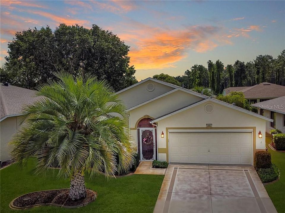 1st image of 32848 Crooked Oak Ln