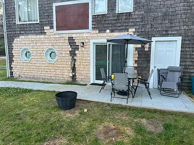 10 Hoyer B Ln — Photo 4