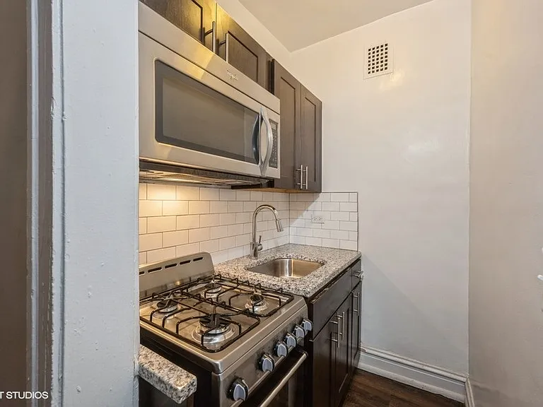 Ivy at Sylvan — Photo 11