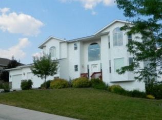 1620 NW Canyon View Dr, Pullman, WA 99163