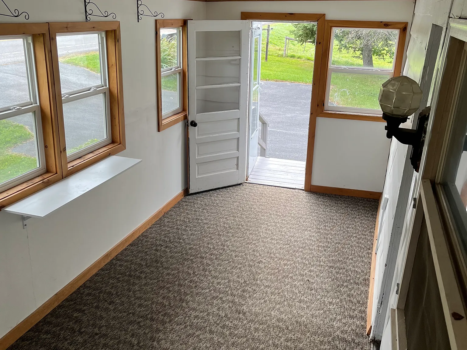 4 bed, 1422 sqft, $1,350 — Photo 2