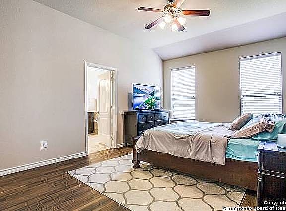 5th image of 3619 Willow Walk
