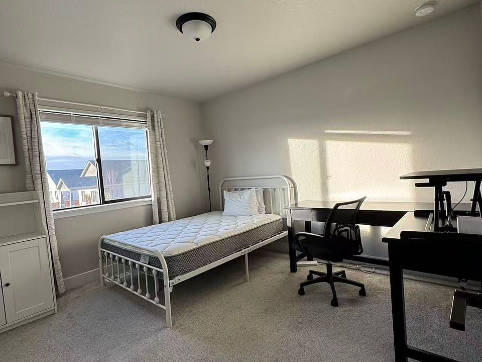 1st image of 671 Red Jewel Dr #671