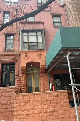 Rented by Sotheby's International Realty | media 21