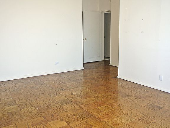 2nd image of 27110 Grand Central Pkwy
