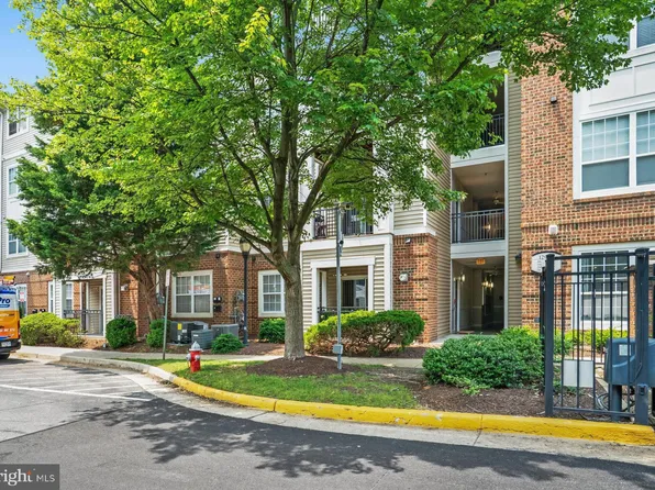 12949 Centre Park Cir APT 302, Herndon, VA 20171