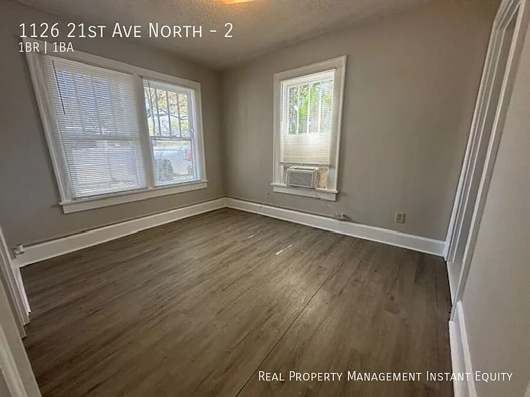 1126 21st Ave N #2 — Photo 11