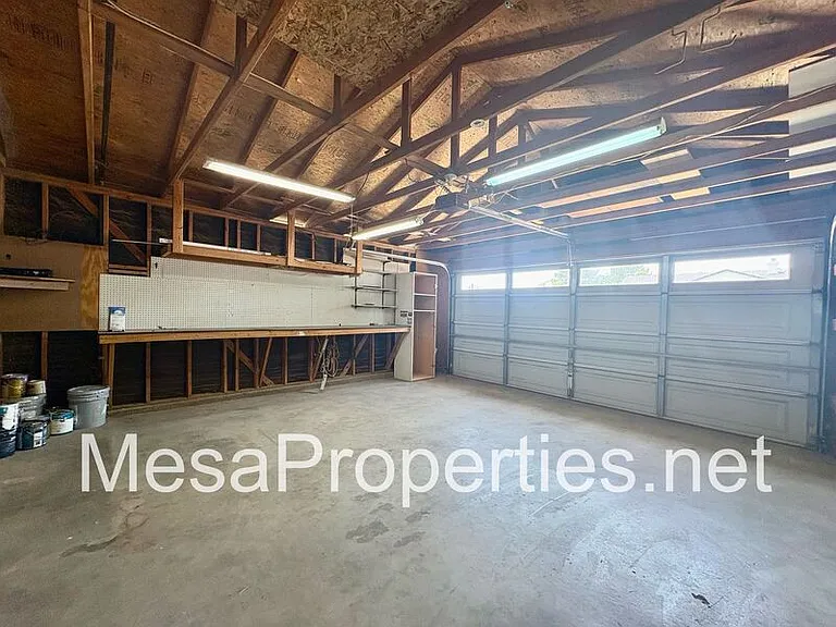7891 Corona Ave — Photo 22