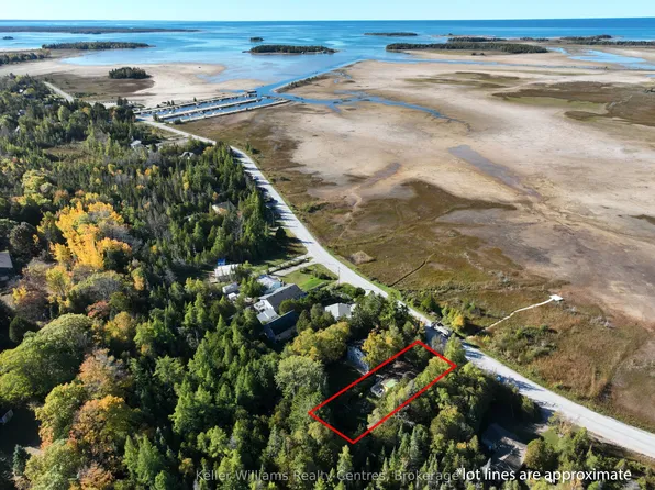 93 Shoreline Ave, South Bruce Peninsula, ON N0H 2T0