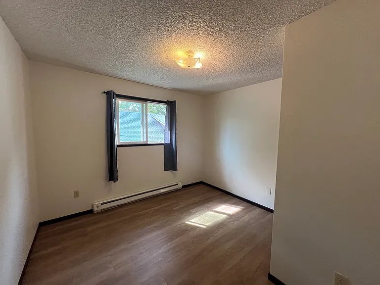 611 W Augusta Ave #C — Photo 19