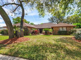 11058 Creekview Dr, Jacksonville, FL 32225