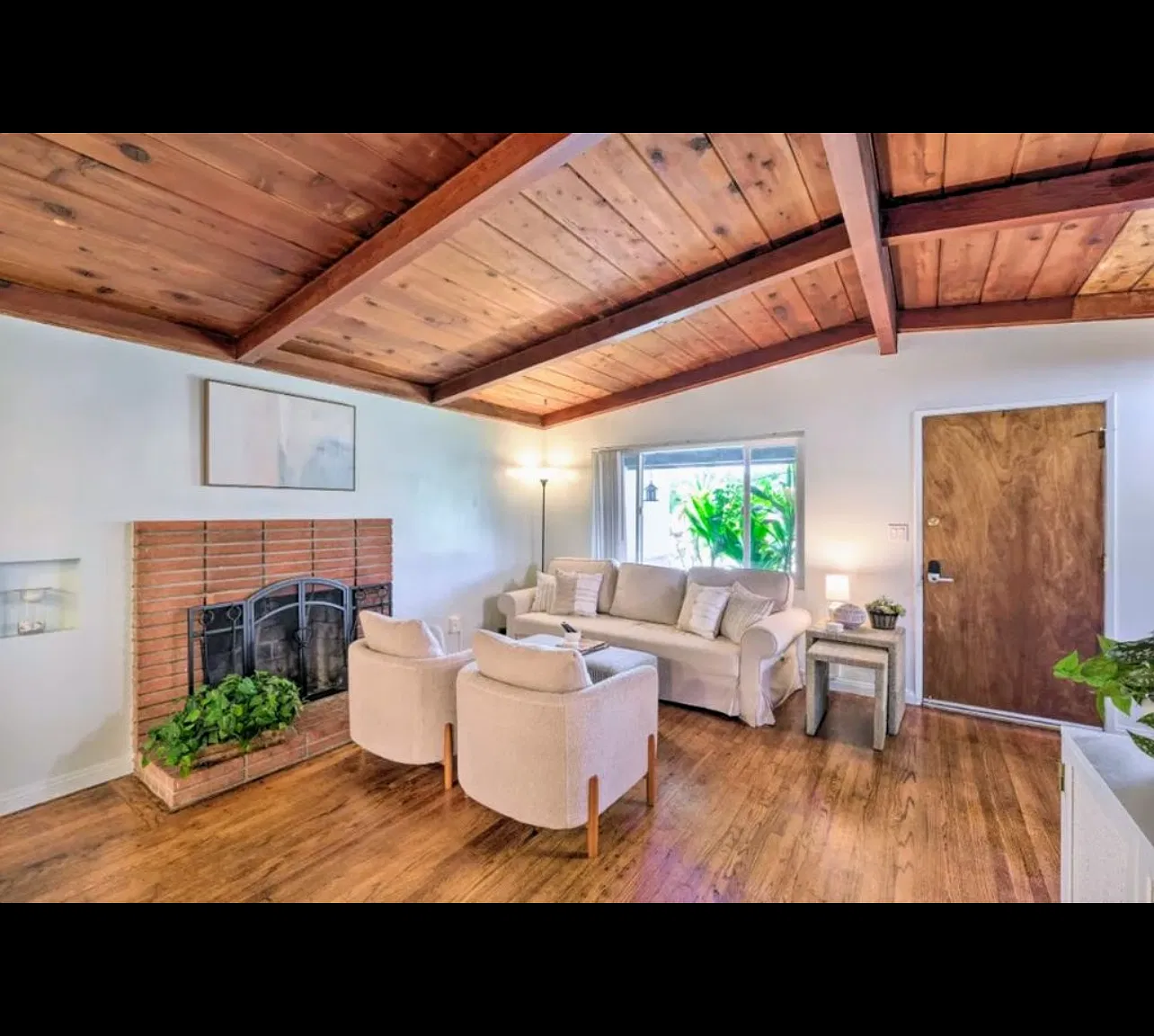 2 bed, 950 sqft, $3,500 — Photo 1