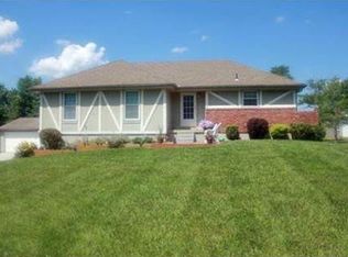 21412 S Briar Rd, Peculiar, MO 64078