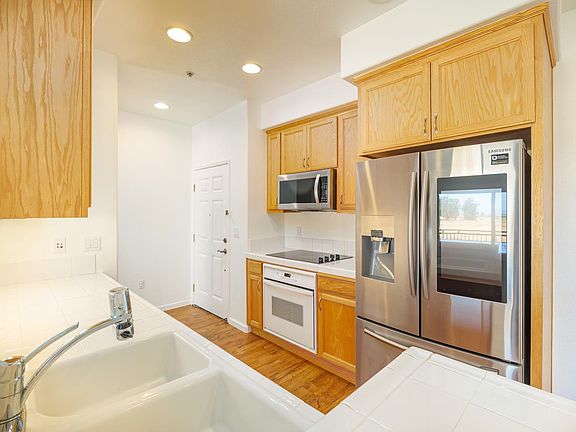 2nd image of 401 North Avenue #210