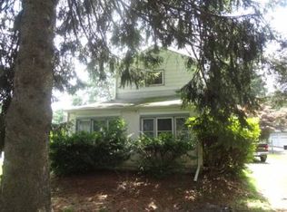 844 Ivyland Rd, Warminster, PA 18974