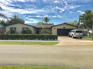 10340 SW 103rd Ter, Miami, FL 33176