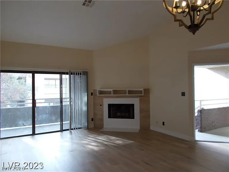 5062 S Rainbow Blvd #203 — Photo 3